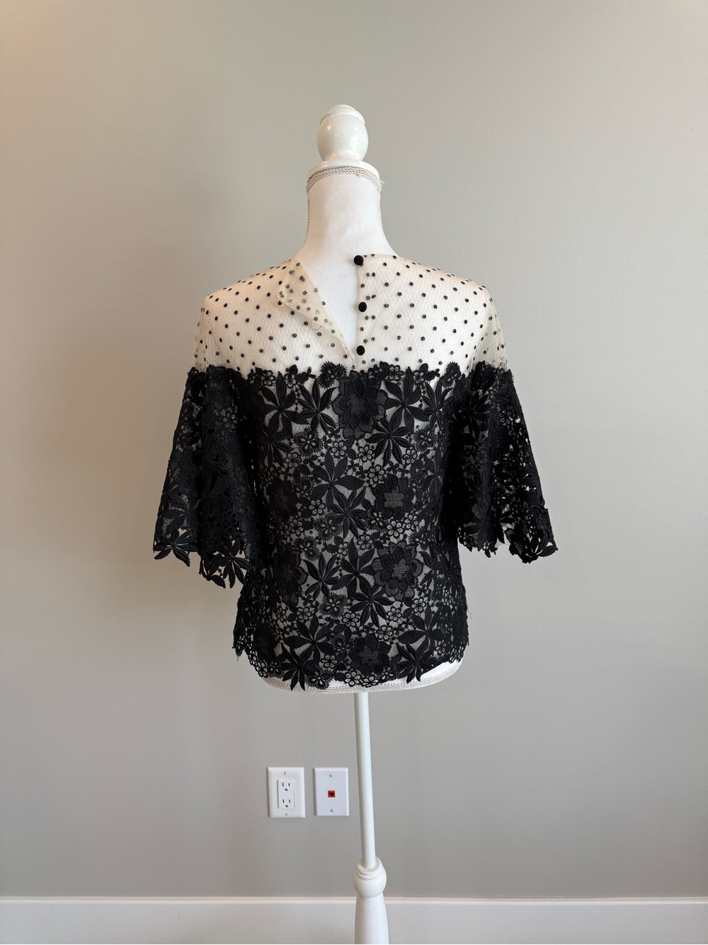 Monique Lhullier resort 2018 vogue runway lace top blouse size 4 - Picture 5 of 15